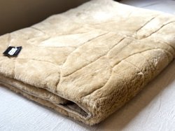 画像5: 山内さん退職置き土産「破格のムートンシーツ」第2弾